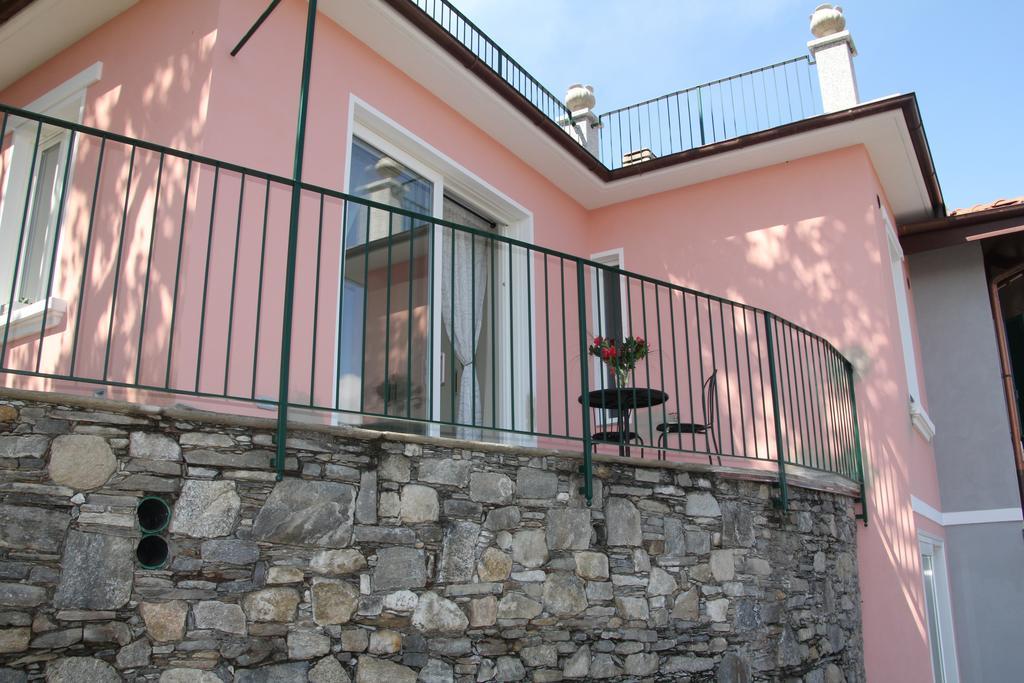 Bed and Breakfast La Ciliegia Bianca à Belgirate Extérieur photo